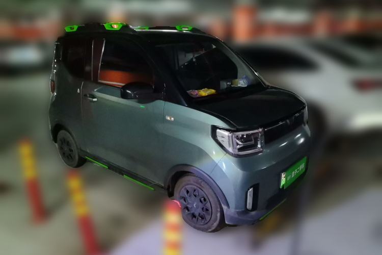 Used Wuling Hongguang MINIEV 2022 GAMEBOY 200km Gaming Edition with Lithium Iron Phosphate Front Right 45 Deg