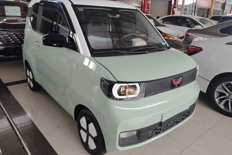 Used Wuling Hongguang MINIEV 2022 Macaron Premium Model – Lithium Iron Phosphate Front Right 45 Deg