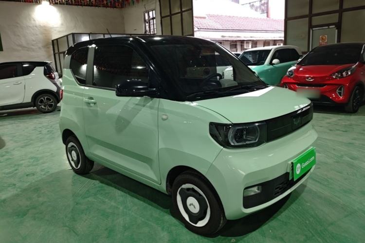 Used Wuling Hongguang MINIEV 2022 Macaron Premium Model – Lithium Iron Phosphate Front Right 45 Deg
