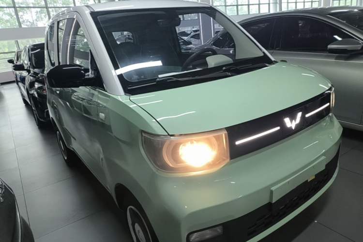 Used Wuling Hongguang MINIEV 2022 Macaron Premium Model – Lithium Iron Phosphate Front Right 45 Deg