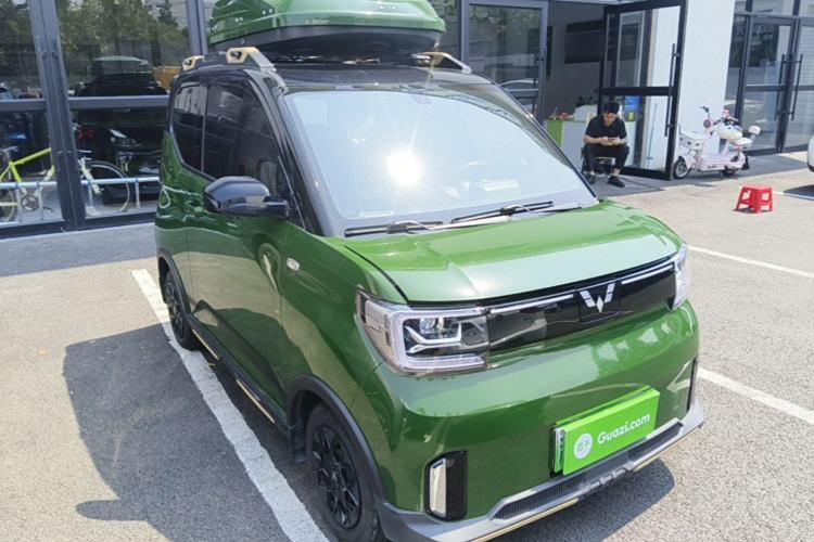 Used Wuling Hongguang MINIEV 2022 GAMEBOY 200km Gaming Edition with Lithium Iron Phosphate Front Right 45 Deg