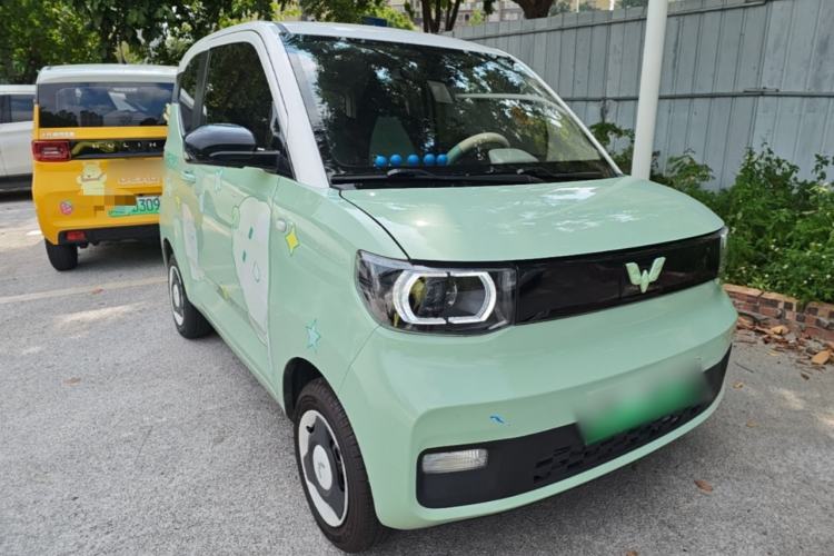 Used Wuling Hongguang MINIEV 2022 Macaron Fashion Edition Lithium-Nickel-Cobalt-Alpha-oxide Front Right 45 Deg