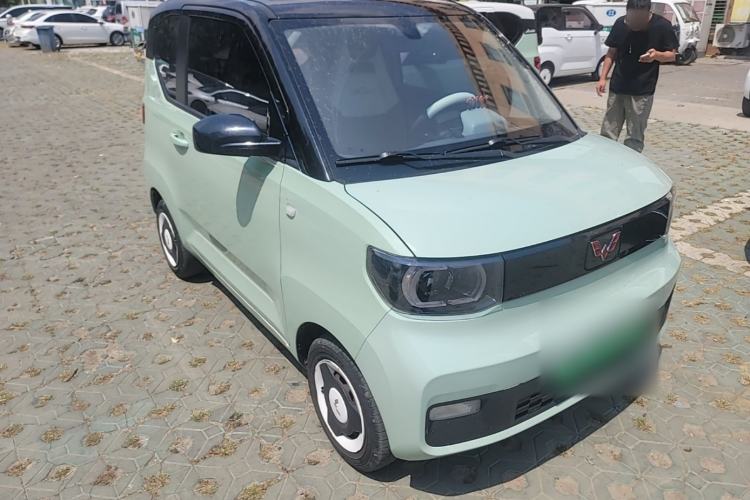 Used Wuling Hongguang MINIEV 2022 Macaron Fashion Model Lithium Iron Phosphate Front Right 45 Deg