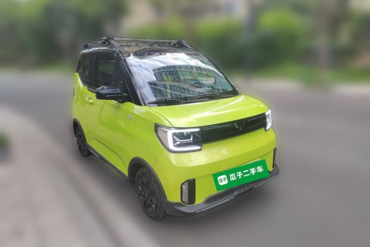 Used Wuling Hongguang MINIEV 2022 GAMEBOY 200km Gaming Edition with Lithium Iron Phosphate Front Right 45 Deg