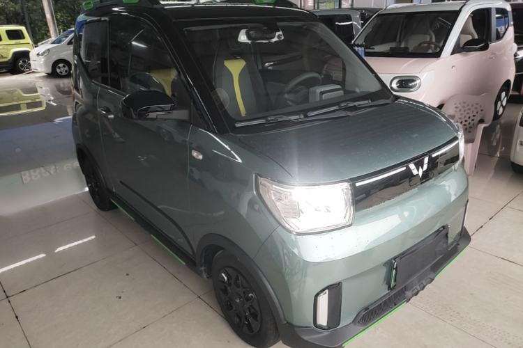 Used Wuling Hongguang MINIEV 2022 GAMEBOY 300km Enthusiast Model with Lithium Iron Phosphate Front Right 45 Deg