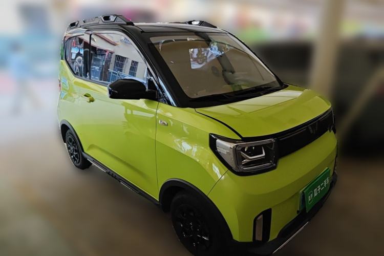 Used Wuling Hongguang MINIEV 2022 GAMEBOY 200km Gaming Edition with Lithium Iron Phosphate Front Right 45 Deg
