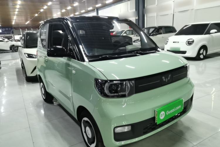 Used Wuling Hongguang MINIEV 2022 Macaron Fashion Model Lithium Iron Phosphate Front Right 45 Deg