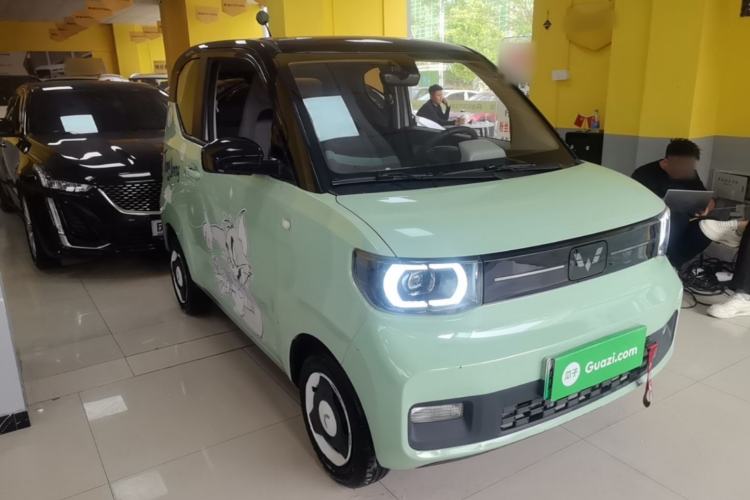Used Wuling Hongguang MINIEV 2022 Macaron Premium Model – Lithium Iron Phosphate Front Right 45 Deg