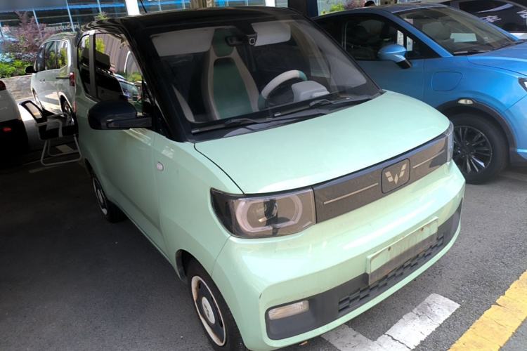 Used Wuling Hongguang MINIEV 2022 Macaron Fashion Edition Lithium-Nickel-Cobalt-Alpha-oxide Front Right 45 Deg