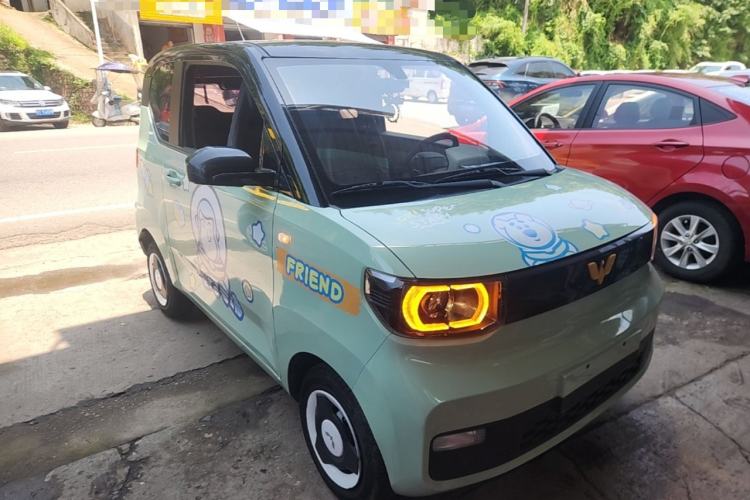 Used Wuling Hongguang MINIEV 2022 Macaron Premium Model – Lithium Ternary Battery Front Right 45 Deg