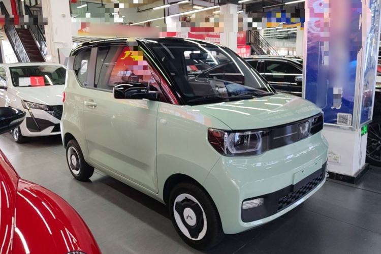 Used Wuling Hongguang MINIEV 2022 Macaron Premium Model – Lithium Iron Phosphate Front Right 45 Deg