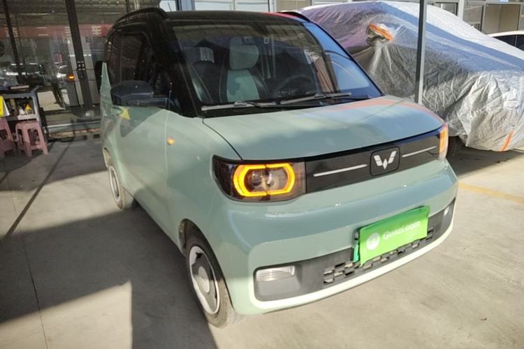Used Wuling Hongguang MINIEV 2022 Enjoy Edition Lithium-Ion Battery Front Right 45 Deg