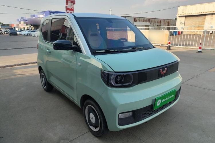 Used Wuling Hongguang MINIEV 2022 Macaron Fashion Model Lithium Iron Phosphate Front Right 45 Deg