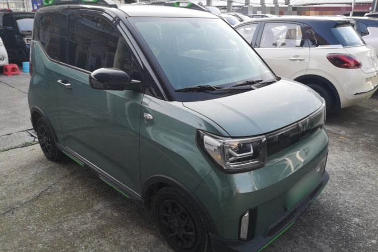 Used Wuling Hongguang MINIEV 2022 GAMEBOY 300km Enthusiast Model with Lithium Iron Phosphate Front Right 45 Deg