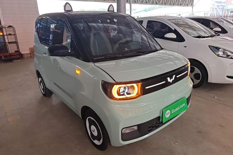 Used Wuling Hongguang MINIEV 2022 Macaron Premium Model – Lithium Iron Phosphate Front Right 45 Deg