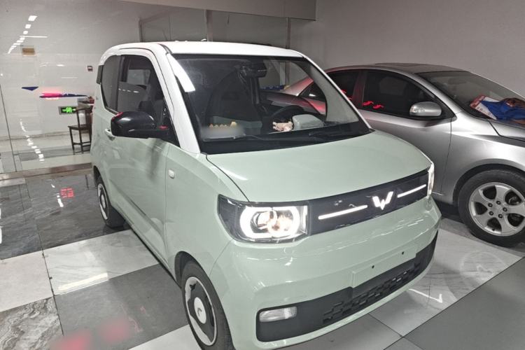 Used Wuling Hongguang MINIEV 2022 Macaron Premium Model – Lithium Iron Phosphate Front Right 45 Deg