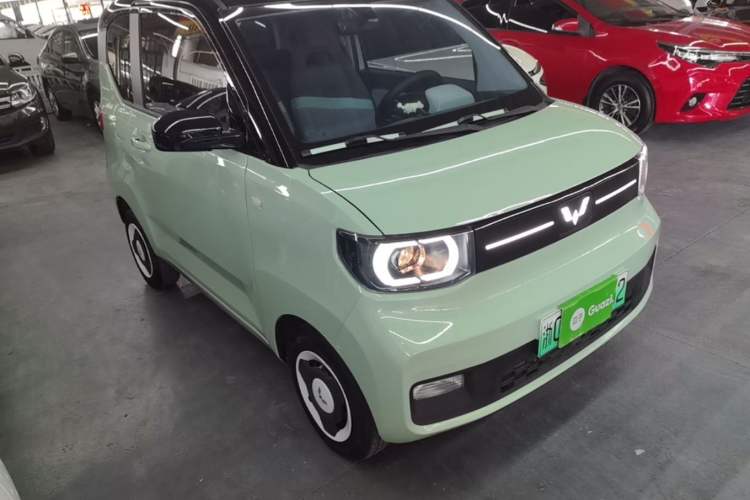 Used Wuling Hongguang MINIEV 2022 Macaron Premium Model – Lithium Iron Phosphate Front Right 45 Deg