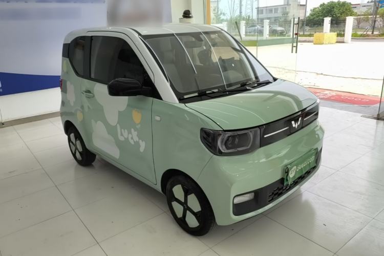 Used Wuling Hongguang MINIEV 2022 Macaron Premium Model – Lithium Iron Phosphate Front Right 45 Deg