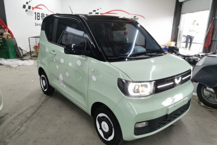 Used Wuling Hongguang MINIEV 2022 Macaron Fashion Model Lithium Iron Phosphate Front Right 45 Deg