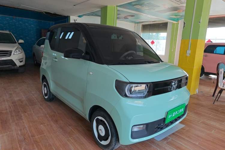 Used Wuling Hongguang MINIEV 2022 Macaron Premium Model – Lithium Iron Phosphate Front Right 45 Deg