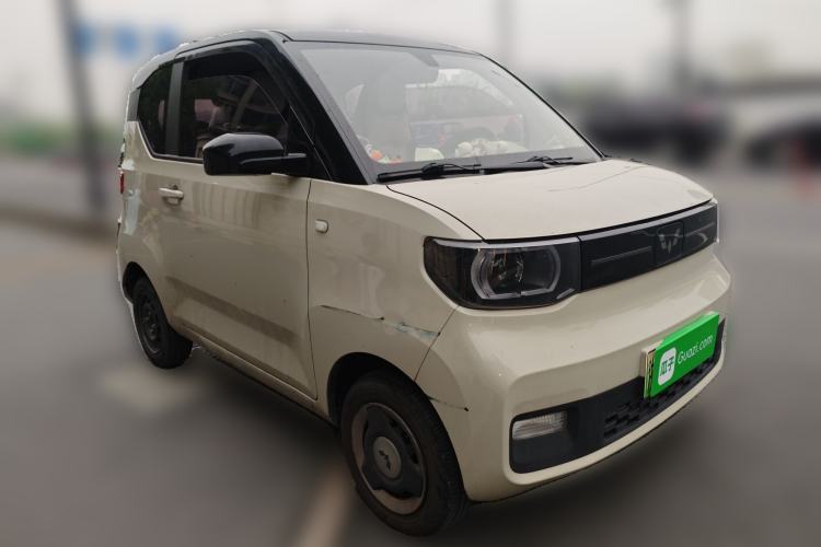 Used Wuling Hongguang MINIEV 2022 Macaron Fashion Model Lithium Iron Phosphate Front Right 45 Deg