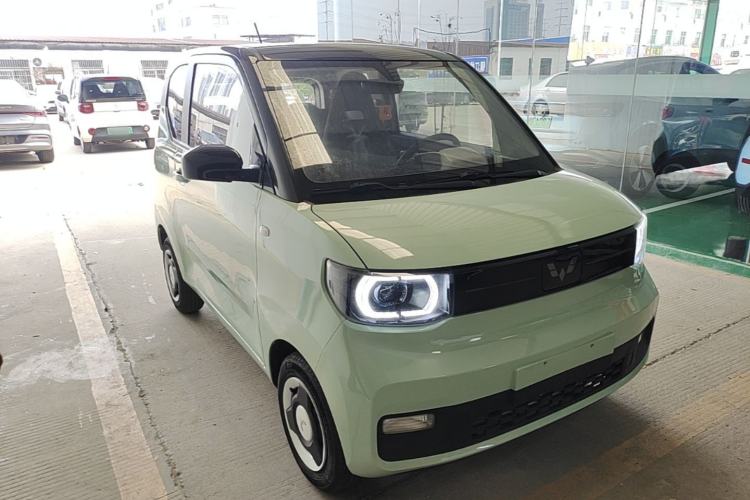 Used Wuling Hongguang MINIEV 2022 Macaron Premium Model – Lithium Ternary Battery Front Right 45 Deg