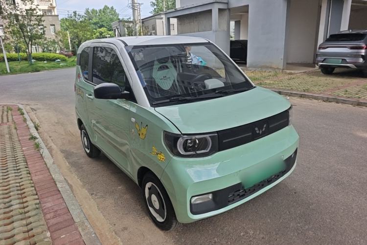 Used Wuling Hongguang MINIEV 2022 Macaron Fashion Model Lithium Iron Phosphate Front Right 45 Deg