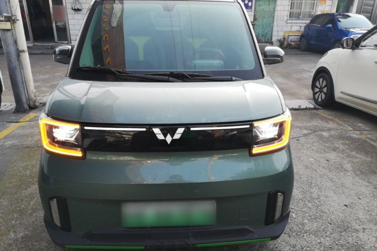 Used Wuling Hongguang MINIEV 2022 GAMEBOY 300km Enthusiast Model with Lithium Iron Phosphate Front
