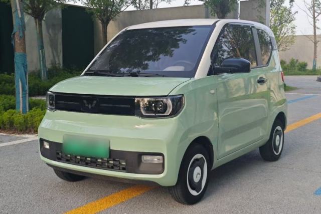 Used Wuling Hongguang MINIEV 2022 Macaron Premium Model – Lithium Iron Phosphate