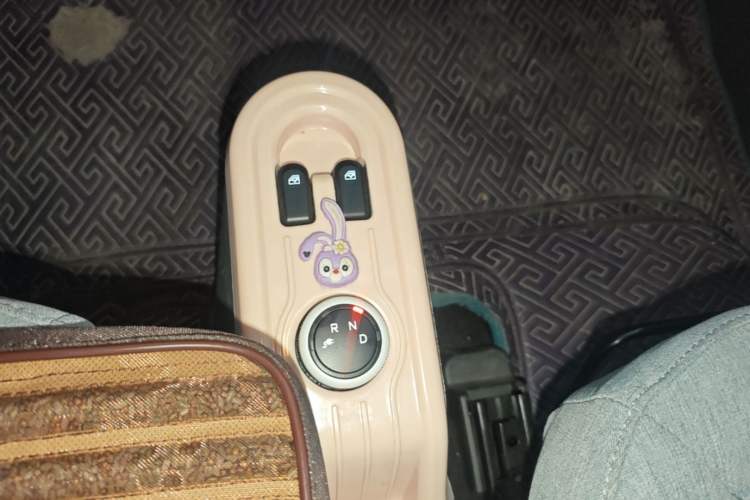 Used Wuling Hongguang MINIEV 2022 Macaron Premium Model – Lithium Iron Phosphate Gear Lever