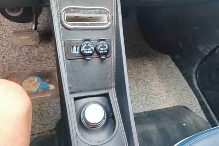 Used Wuling Hongguang MINIEV 2022 GAMEBOY 200km Gaming Edition with Lithium Iron Phosphate Gear Lever