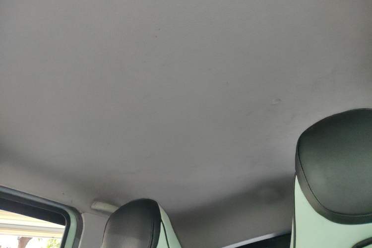 Used Wuling Hongguang MINIEV 2022 Macaron Premium Model – Lithium Iron Phosphate Headliner