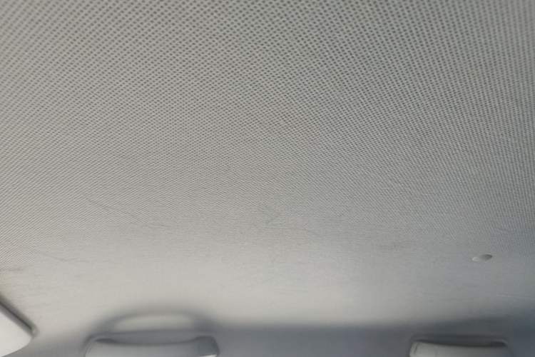 Used Wuling Hongguang MINIEV 2022 Macaron Premium Model – Lithium Iron Phosphate Headliner