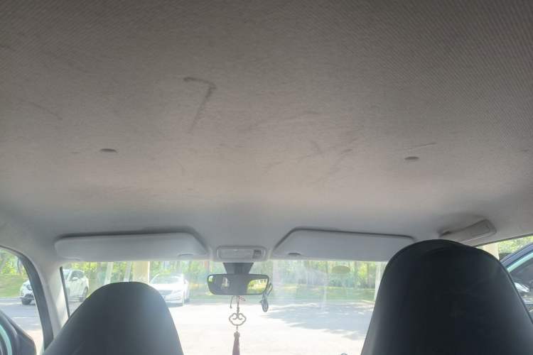 Used Wuling Hongguang MINIEV 2022 Macaron Premium Model – Lithium Iron Phosphate Headliner