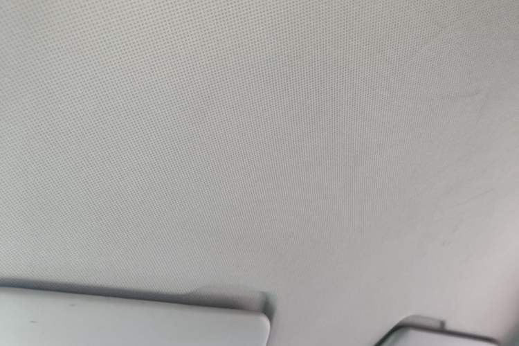 Used Wuling Hongguang MINIEV 2022 Macaron Premium Model – Lithium Iron Phosphate Headliner
