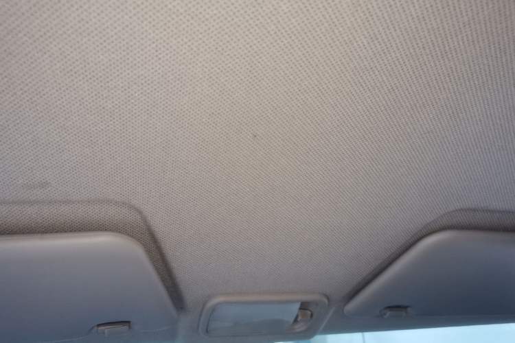 Used Wuling Hongguang MINIEV 2022 Macaron Premium Model – Lithium Iron Phosphate Headliner