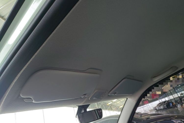 Used Wuling Hongguang MINIEV 2022 Macaron Premium Model – Lithium Iron Phosphate Headliner
