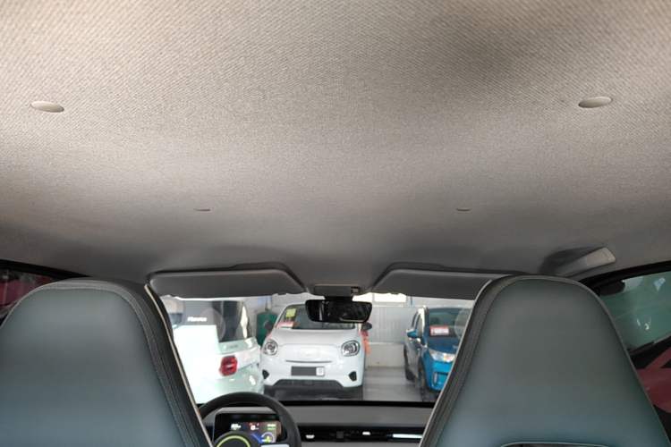 Used Wuling Hongguang MINIEV 2022 GAMEBOY 300km Enthusiast Model with Lithium Iron Phosphate Headliner