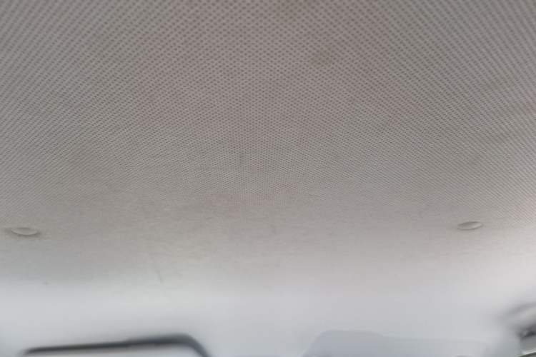 Used Wuling Hongguang MINIEV 2022 Macaron Premium Model – Lithium Iron Phosphate Headliner