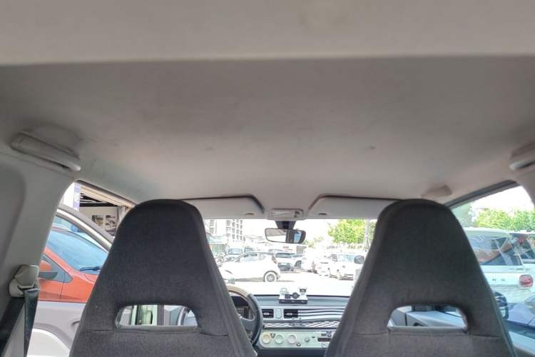 Used Wuling Hongguang MINIEV 2022 Macaron Premium Model – Lithium Iron Phosphate Headliner