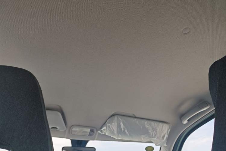 Used Wuling Hongguang MINIEV 2022 Macaron Fashion Model Lithium Iron Phosphate Headliner
