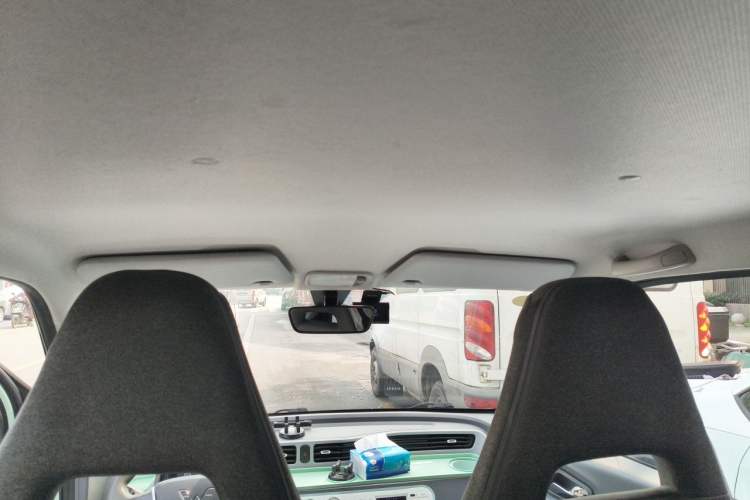 Used Wuling Hongguang MINIEV 2022 Macaron Premium Model – Lithium Iron Phosphate Headliner