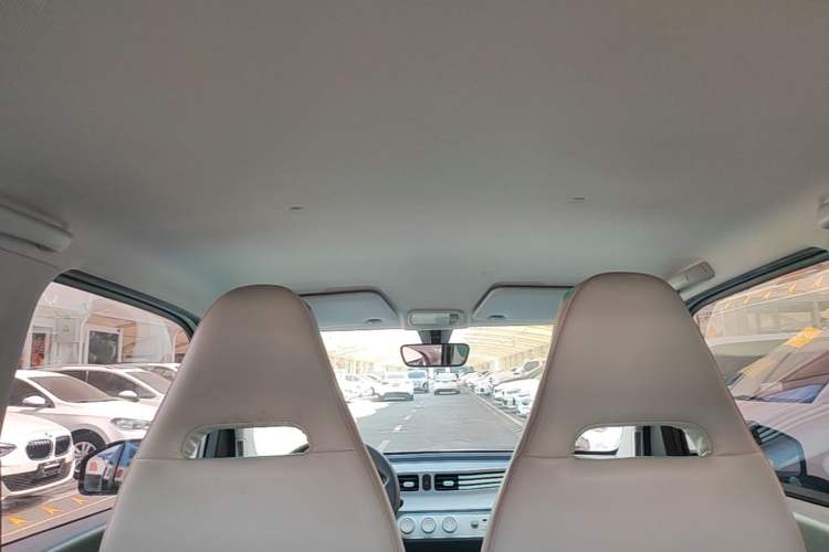 Used Wuling Hongguang MINIEV 2022 Macaron Fashion Model Lithium Iron Phosphate Headliner