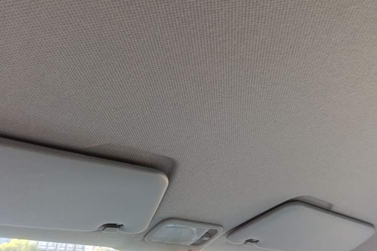 Used Wuling Hongguang MINIEV 2022 Macaron Premium Model – Lithium Iron Phosphate Headliner