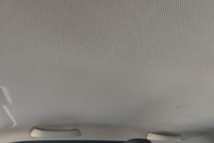 Used Wuling Hongguang MINIEV 2022 Macaron Premium Model – Lithium Iron Phosphate Headliner