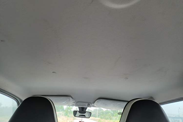 Used Wuling Hongguang MINIEV 2022 Macaron Premium Model – Lithium Iron Phosphate Headliner