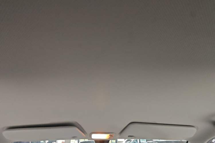 Used Wuling Hongguang MINIEV 2022 Macaron Premium Model – Lithium Iron Phosphate Headliner