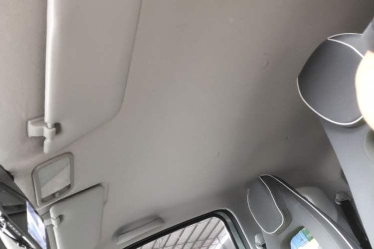 Used Wuling Hongguang MINIEV 2022 GAMEBOY 300km Enthusiast Model with Lithium Iron Phosphate Headliner