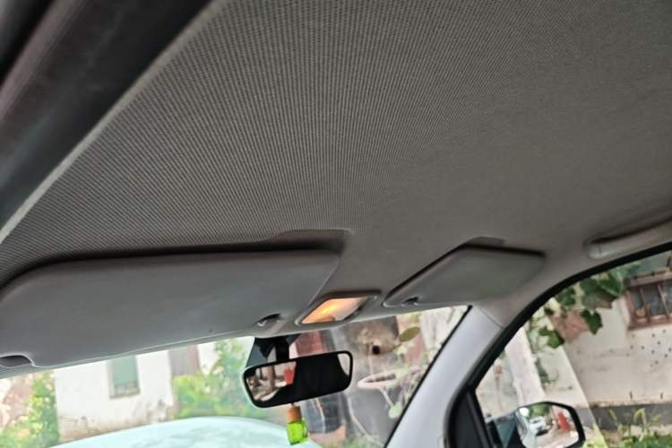 Used Wuling Hongguang MINIEV 2022 Macaron Premium Model – Lithium Iron Phosphate Headliner