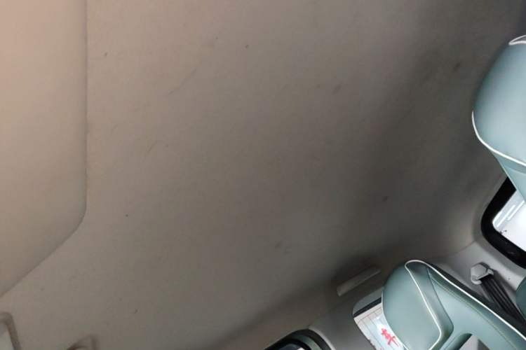 Used Wuling Hongguang MINIEV 2022 GAMEBOY 200km Gaming Edition with Lithium Iron Phosphate Headliner